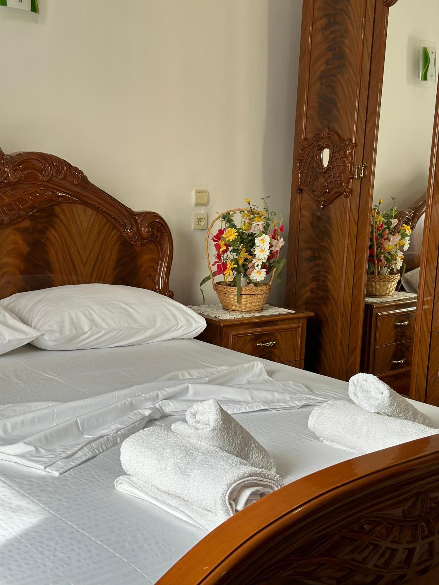 Vjosa Guest House Memaliaj Dış mekan fotoğraf